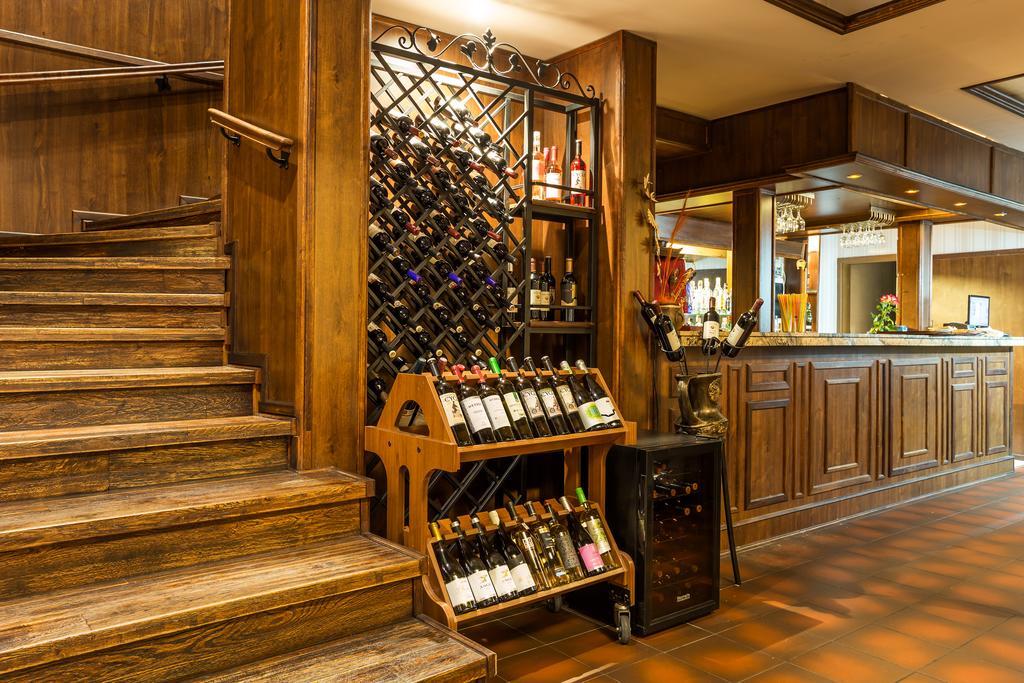 Chateau Montagne Hotel Troyan Troyan  Ngoại thất bức ảnh
